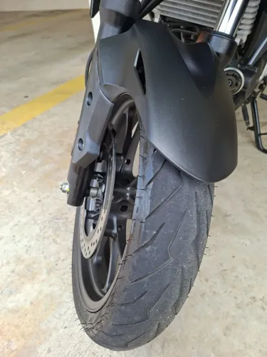 Honda CB 300F Twister - Preta