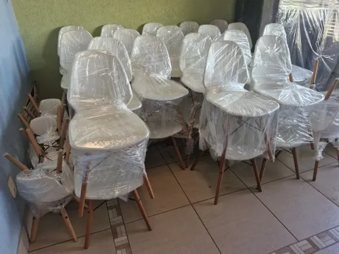 7 Conjuntos Mesa + 4 Cadeiras Cleo | Design Premium