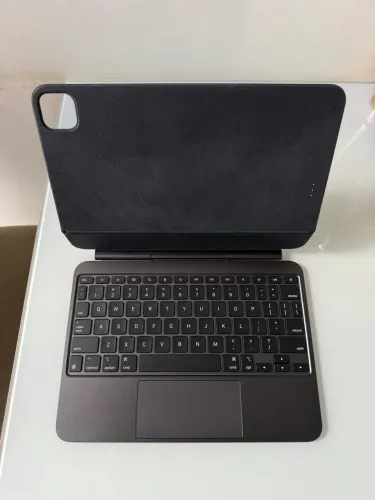 Magic Keyboard iPad Pro M4 ou M5 original