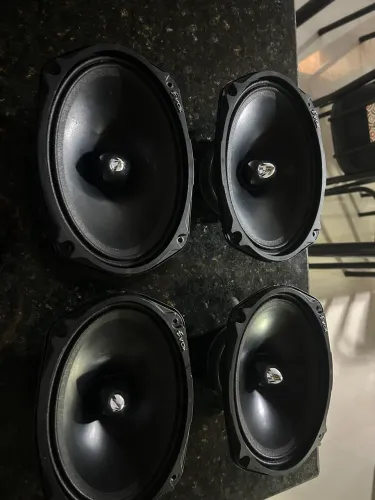 Dois pares de alto falante Evok 6x9 280W RMS - Som Automotivo