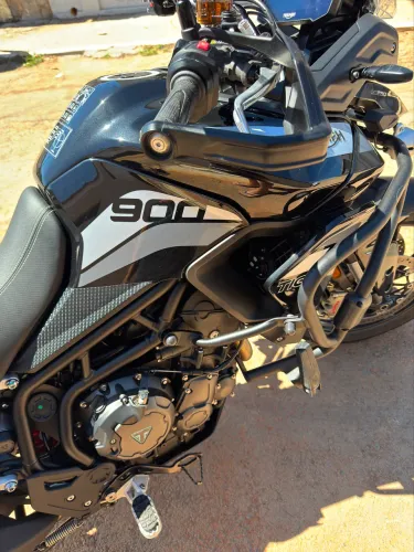 Triumph tiger 900 gt pro