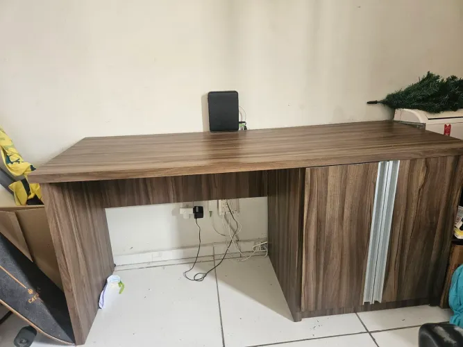 Vendo mesa de trabalho MDF 