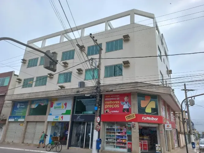 Loja com Sobreloja no Centro com 35 m2 para Locação .