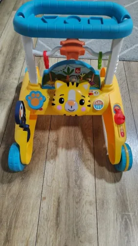 Andador fisher price 