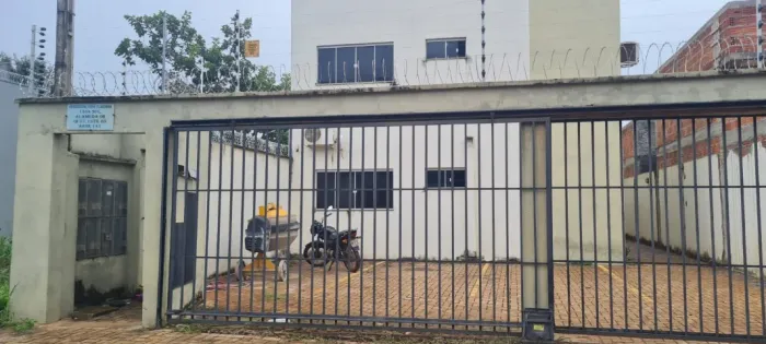 Alugo Apartamento com 2/4 na ARSE 141 (antiga Qd 1404 sul)
