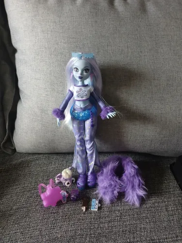 Monster high Abbey g3