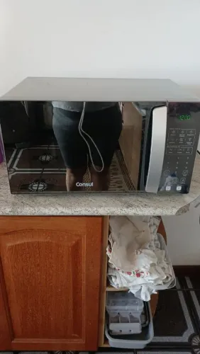 Vendo micro-ondas semi novo