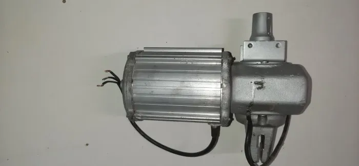 Tenho Este Motor com Redução