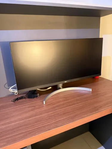 Monitor UltraWide LG 29 Polegadas intacto