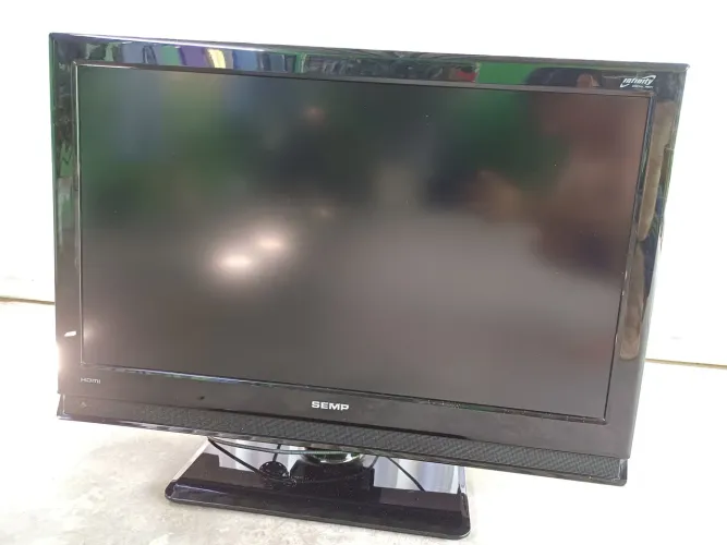 Vendo TV Semp Toshiba 32 pol (Com defeito)