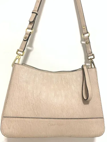 Calvin Klein Linda ! Original