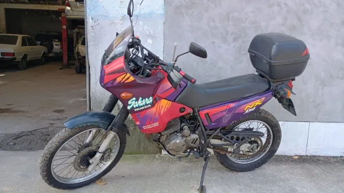 Honda NX 350 Sahara 97 roxa- licenciada 2026
