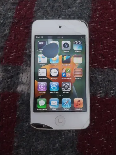 iPod touch 4