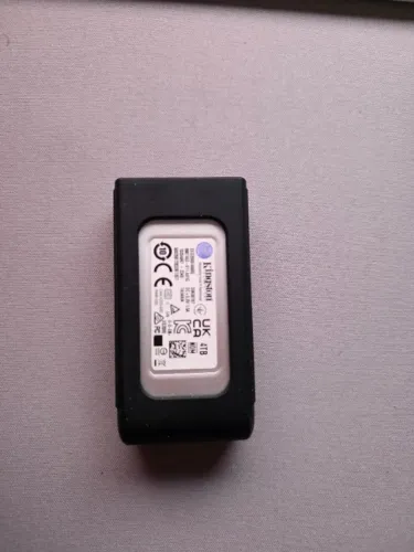 SSD Externo 4TB - Kingston XS2000