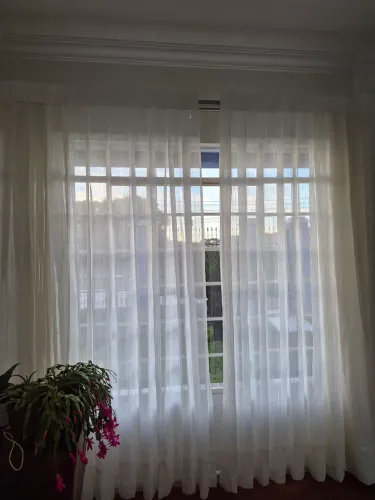 Cortina voial com forro pra varão de até 2,20