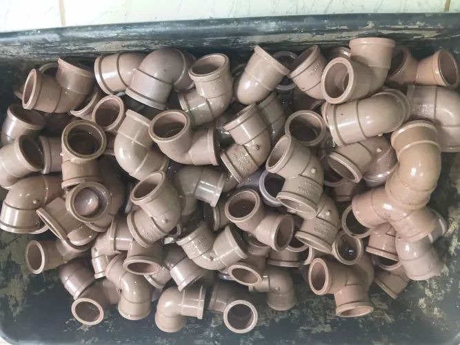 Joelho marrom 32mm Krona