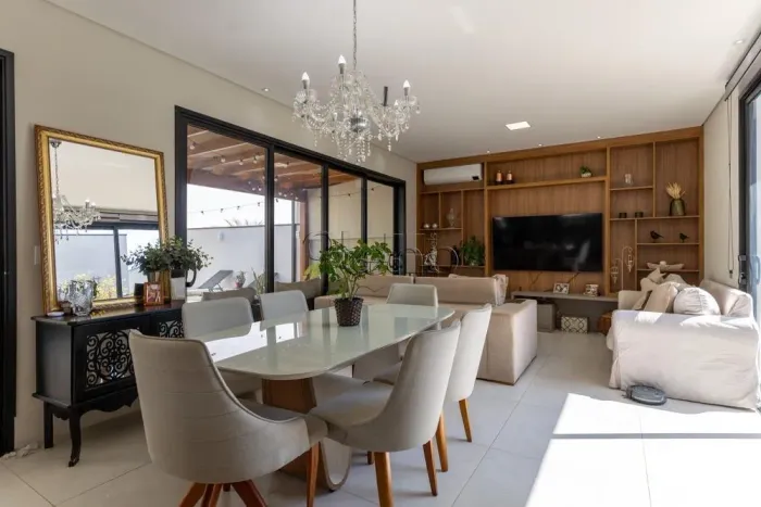 Casa à venda e para alugar em Campinas, Swiss Park, com 3 suítes, com 218 m²