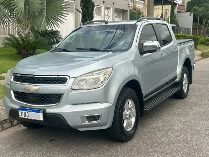 Chevrolet S10 Pick-up LT 2.8 TDI 4X4 CD Diesel 2013
