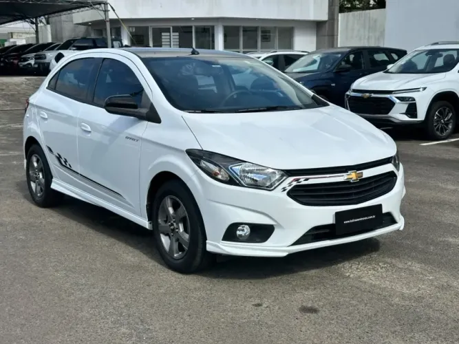Chevrolet Onix Hatch Effect 1.4 8V Flex Mec. 4P 2018
