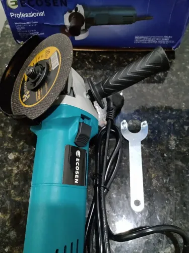 Esmerilhadeira