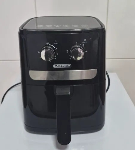 Fritadeira Air Fryer BLACK+DECKER 4L - 1.400W - 127V