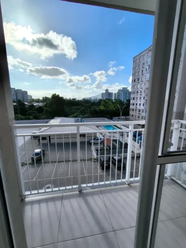 Vendo AP qtos varanda sol da tarde andar baixo em morada de Laranjeiras Serra condomínio