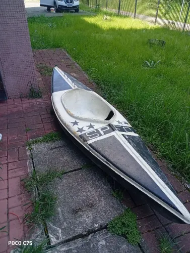 Caíque completo temos e roda