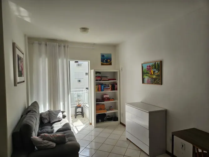 Quarto individual mobiliado próximo à UDESC
