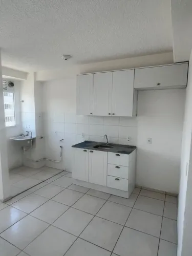 ALUGA-SE EXCELENTE APARTAMENTO!!
