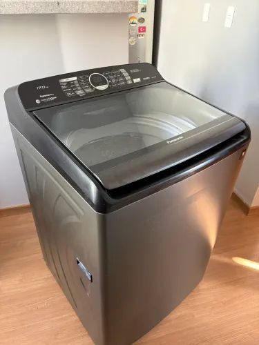 Máquina de lavar Panasonic 17kg