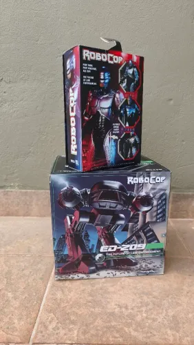 Neca Robocop + ED 209