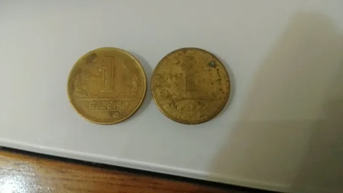 Moedas antigas de 1 cruzeiro