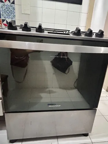 Fogão Brastemp 5 bocas a gás, parte elétrica funcionando.