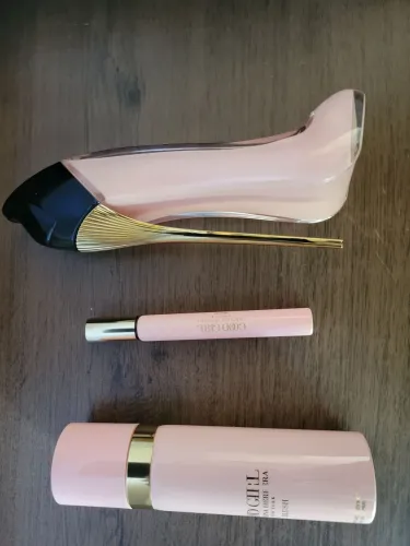 Kit Carolina Herrera Blush Set - Top Fragrance Collection