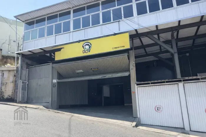 Salão térreo com 250 metros quadrados em Jardim Itapevi - Itapevi - SP