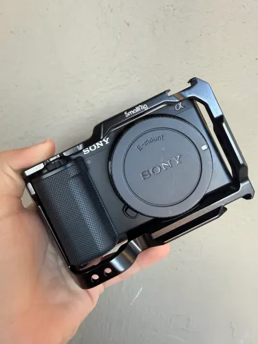 Sony ZVE 10