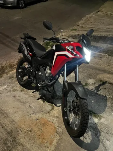 Honda Sahara 300 Rally ABS Flex 2025