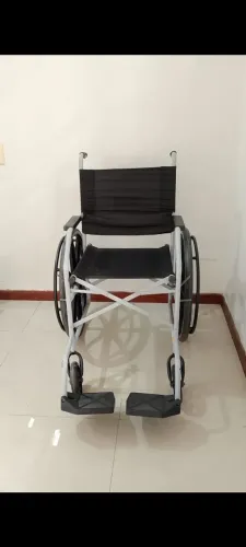 Cadeira de Rodas Usada