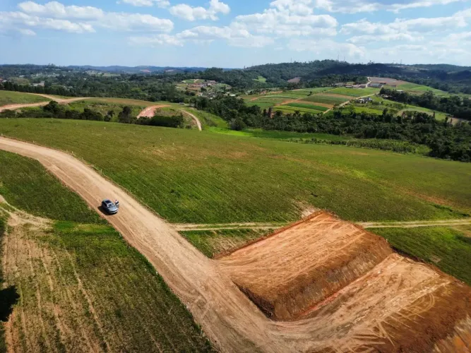Imóvel para venda com 500 metros quadrados em Centro - Cotia - SP