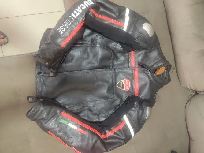 Jaque de couro Ducati Couse