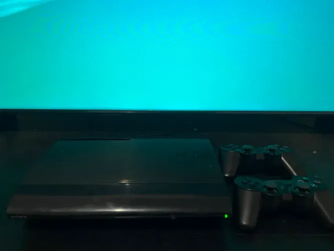 Ps3 super slim 2 controles impecável 