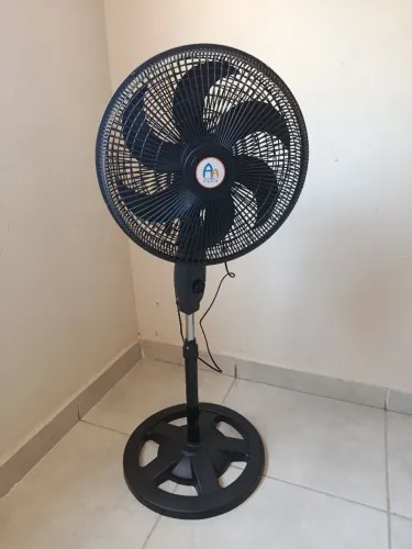 Ventilador de pé
