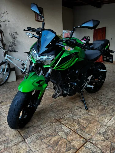 Z400 SE 2023
