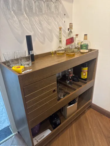 APARADOR BAR