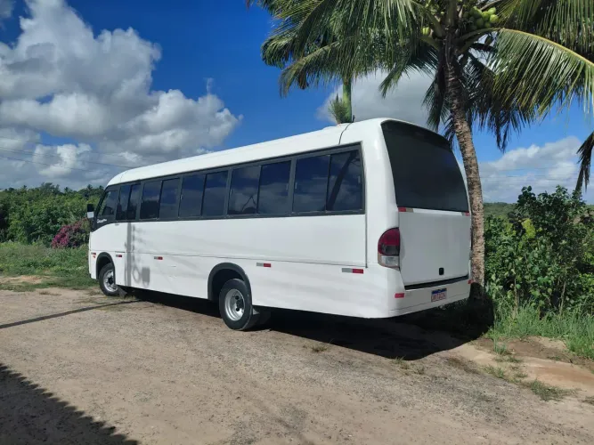 Vendo volare w9 ano 2011 carro extra 32 lugares 