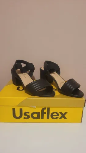 Sandália preta Usaflex