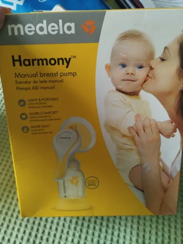 Bomba de tirar leite Medela manual 