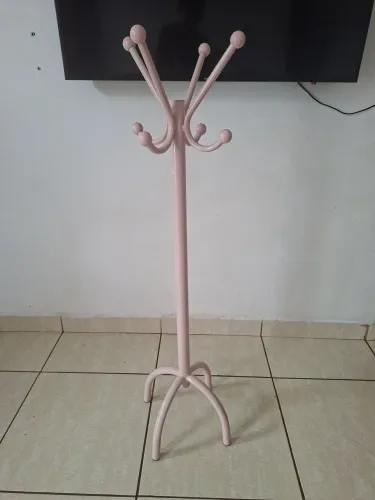 Cabide de roupa pra sair hoje