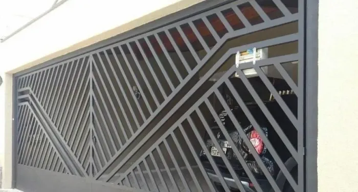 Sobrado com 04 dormitórios á venda, 300 m² no bairro Utinga - Santo André/SP