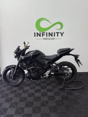 Yamaha MT-03 2024 abaixo da fipe - Moto impecável - Revisada e com baixa km